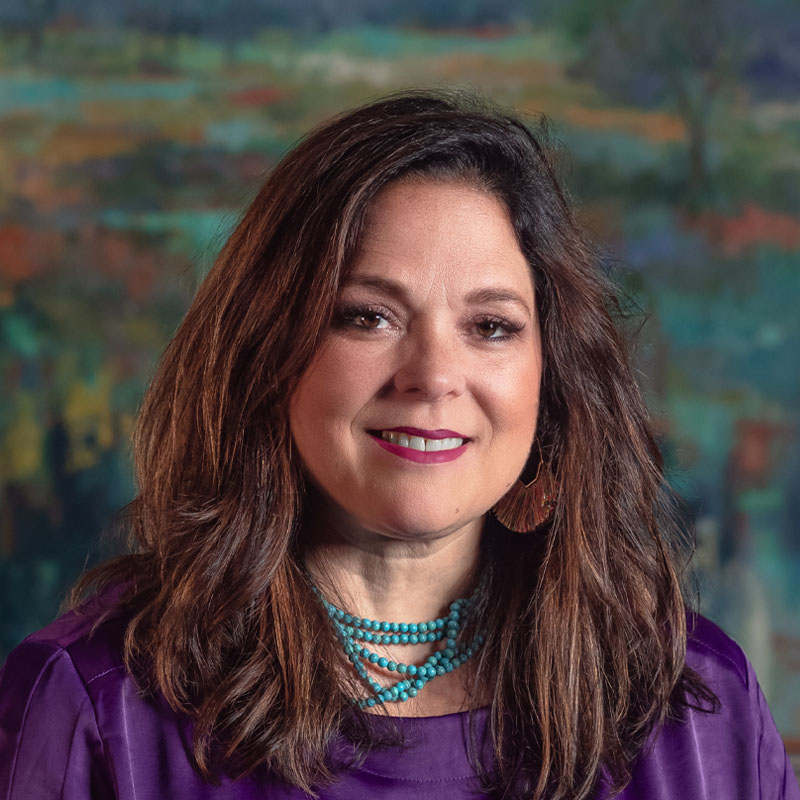 Traci Holman's headshot